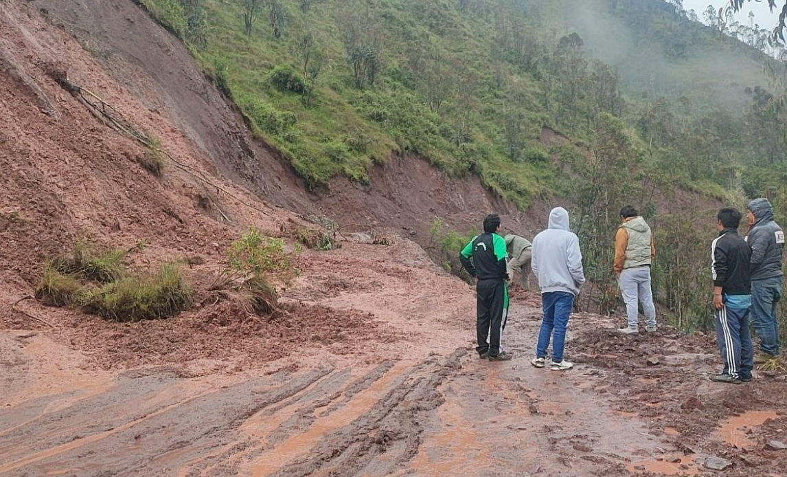 APURÍMAC: ACTIVACIÓN DE QUEBRADAS Y HUAICOS DEJAN DISTRITOS INCOMUNICADOS POR INTENSAS LLUVIAS